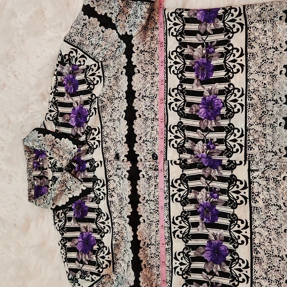 Vintage  black, purple and white multi print blouse - Picture 4 of 8